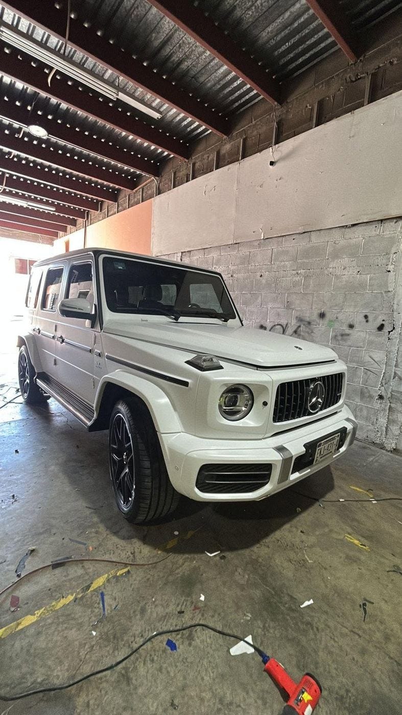 Mercedes-AMG G63 en acabado blanco alto brillo